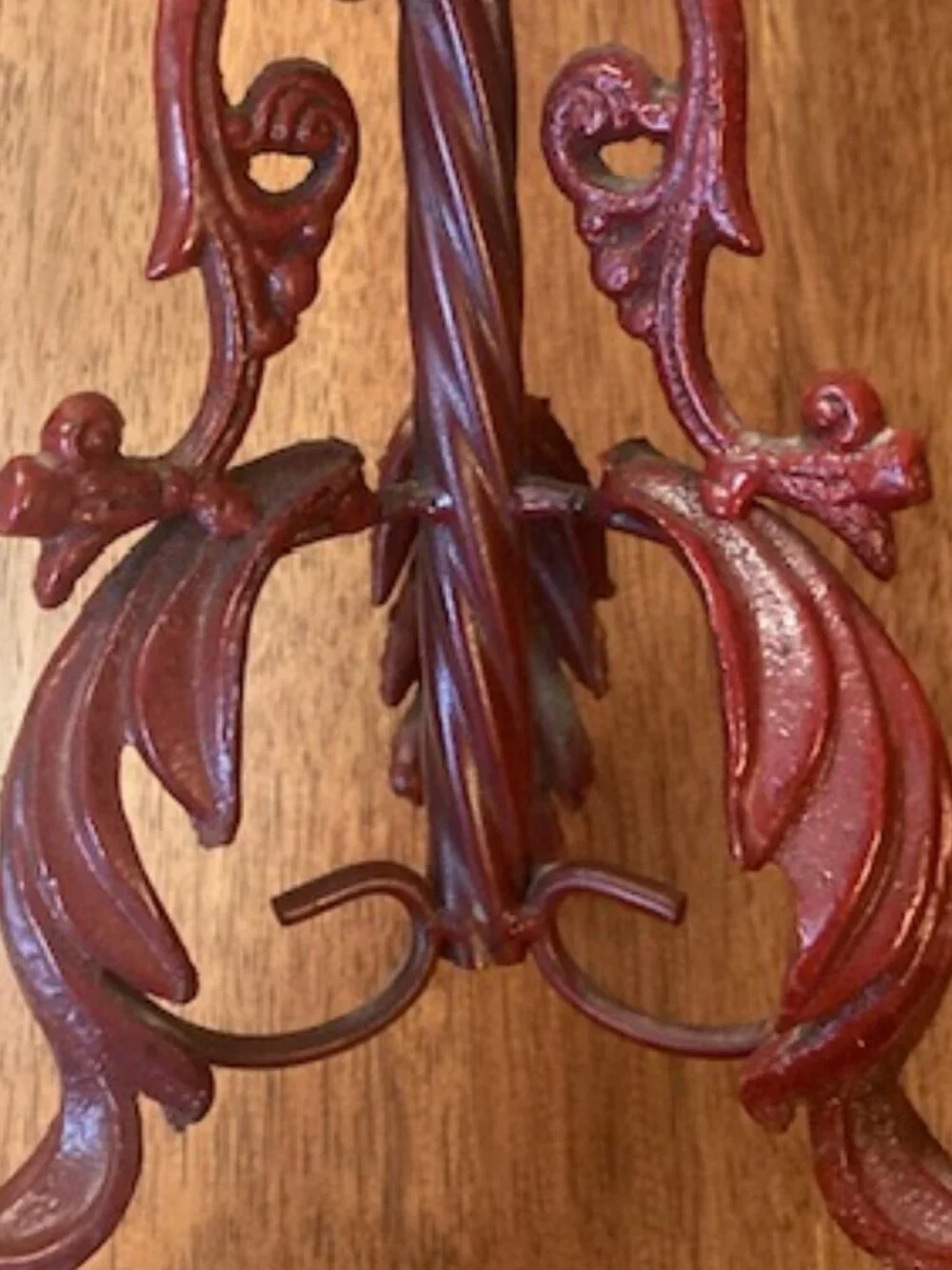 🌹 Vintage Red Wrought Iron Candle Holder